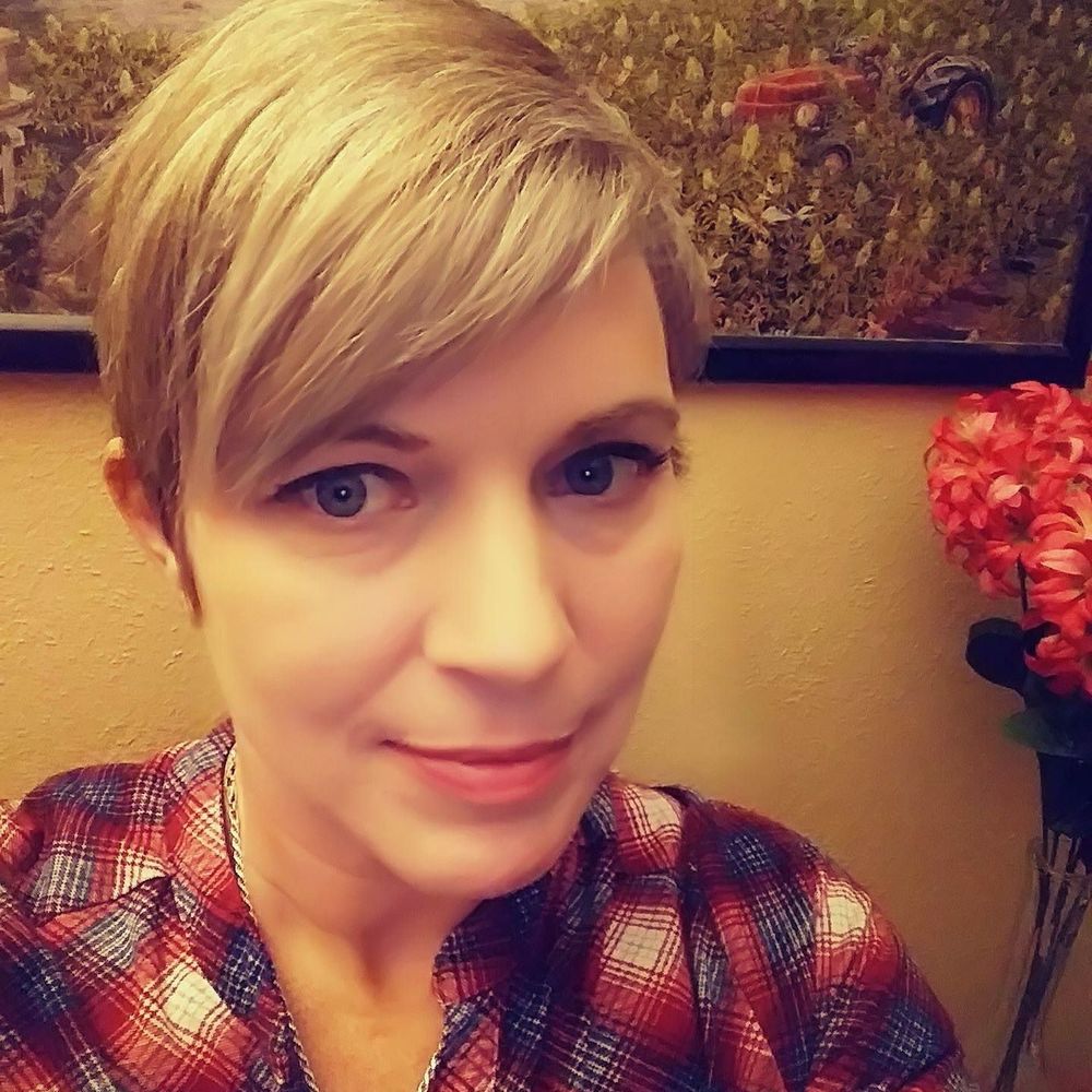 Meet your Posher, Christie